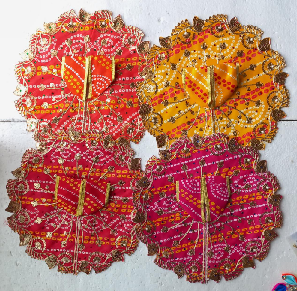 Embroidery poshak