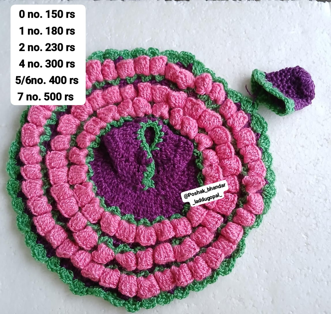 Woolen dress 7 no. Available