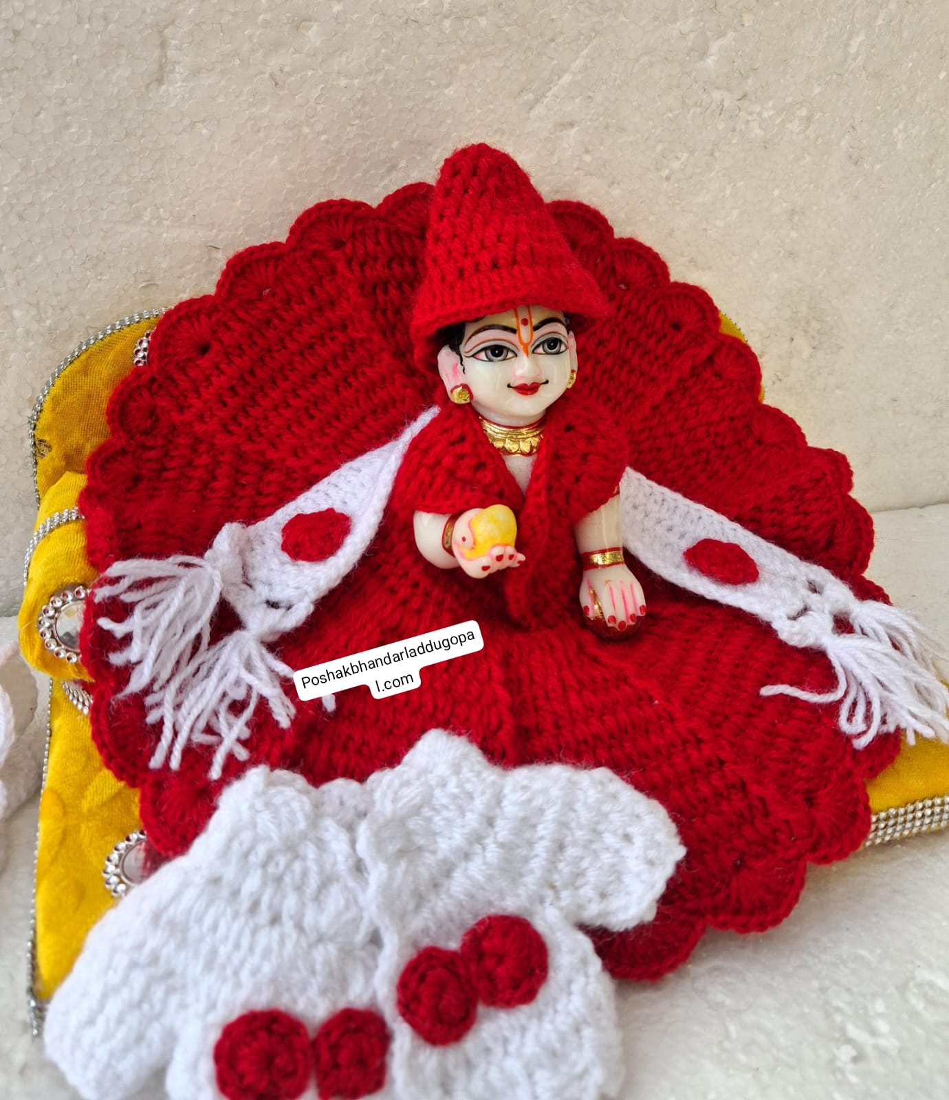 White Red dress with jacket and muffler