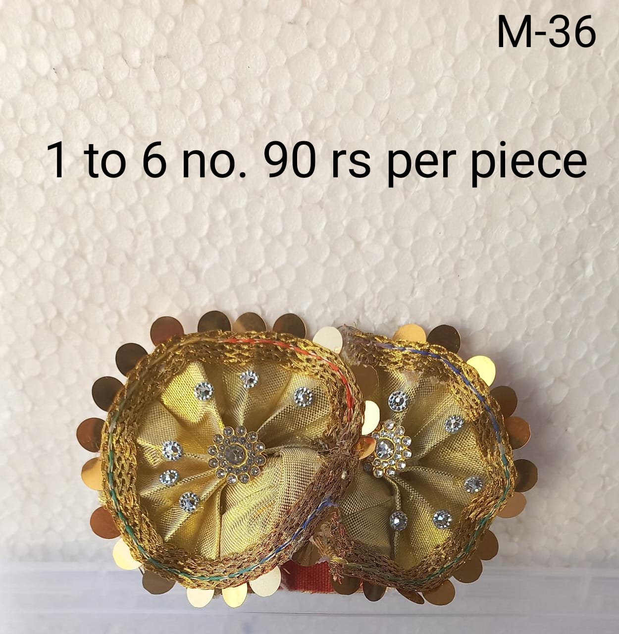 Golden pagdi