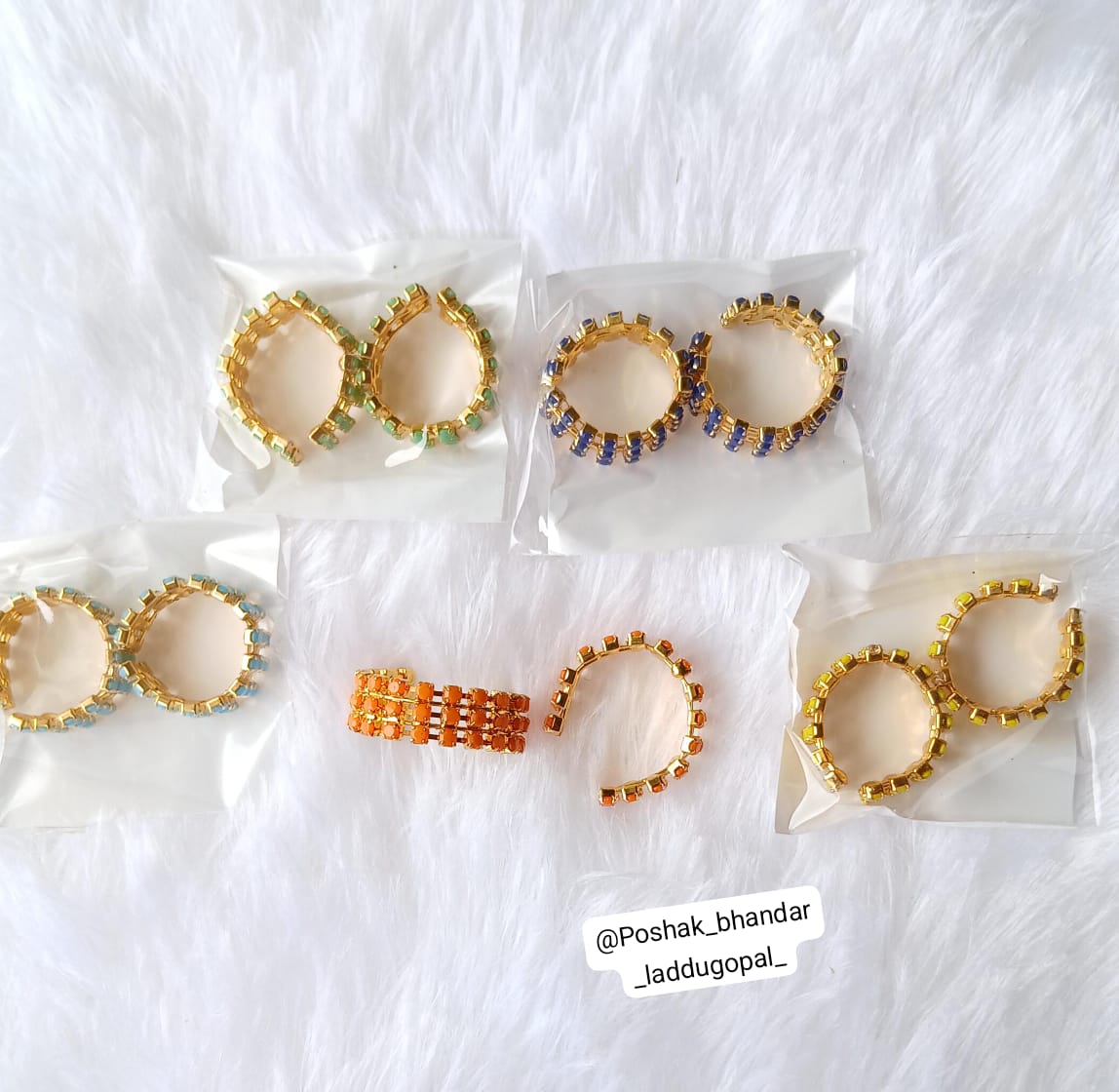 Ad stone bangle