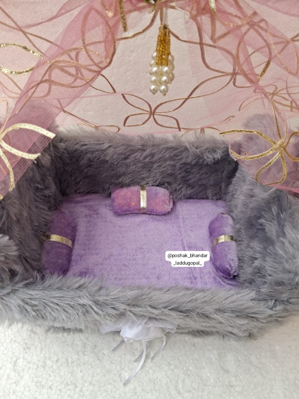 Travelling basket ( heavy quality)