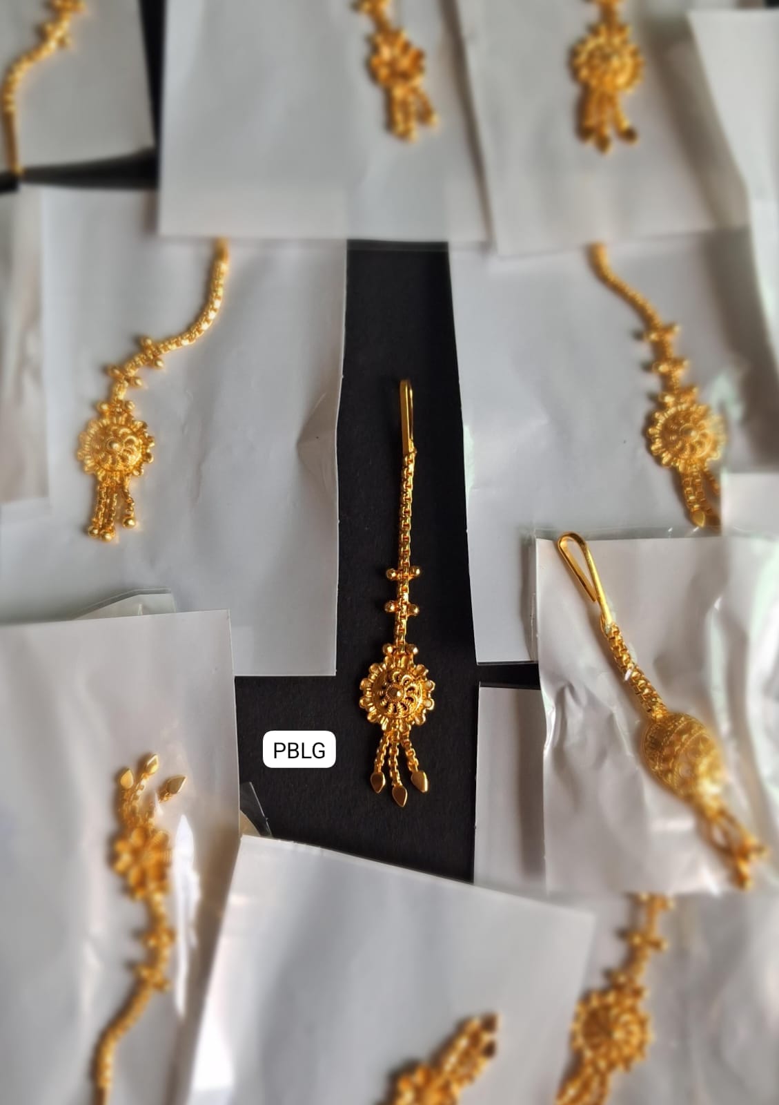 Maangtika golden