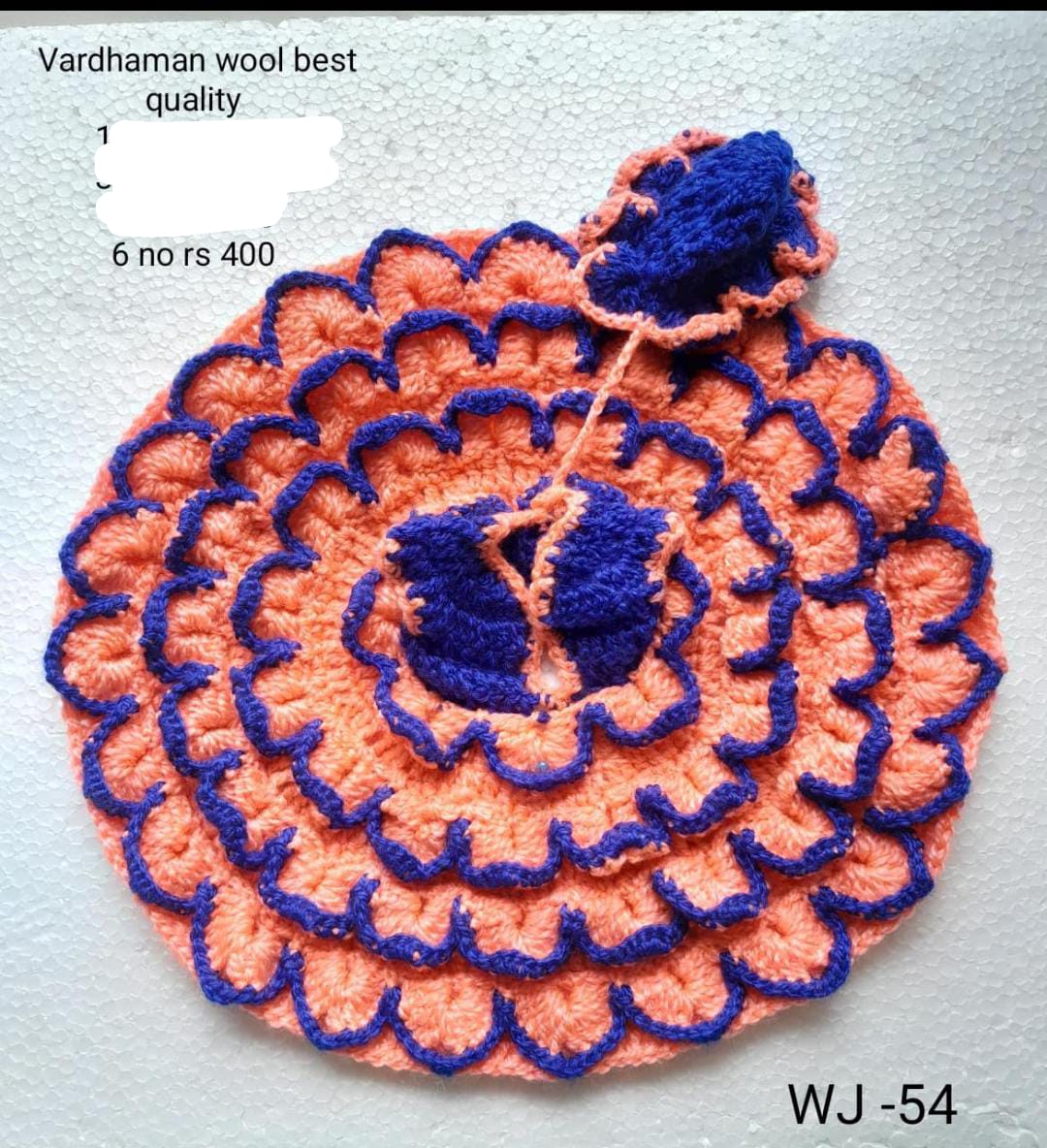 Woolen dress (6 no.)