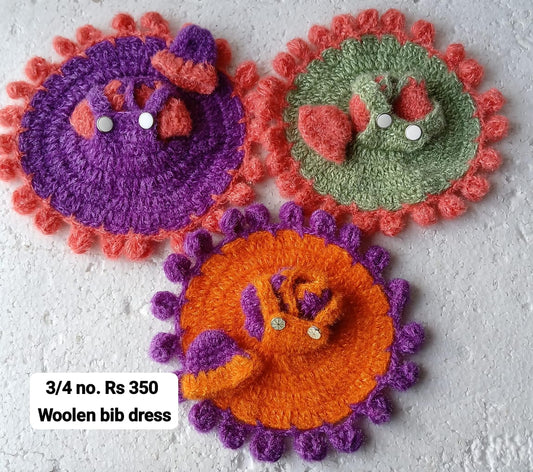 Woolen bib dress with cap