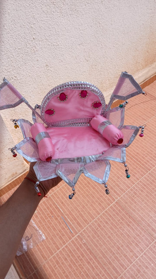 Kamal ( lotus ) sighasan