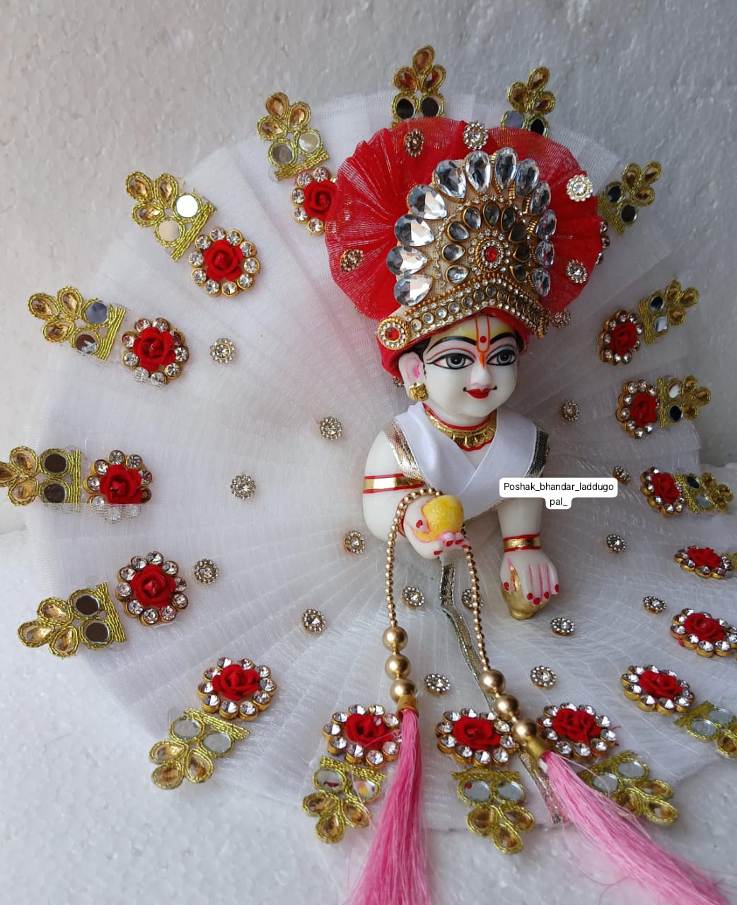 Red white dress with pagdi