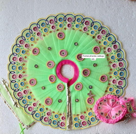 6 no. Green handwork dress