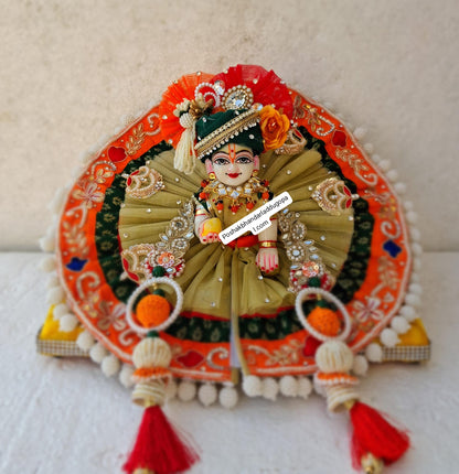 Manmohak poshak with pagdi and patka