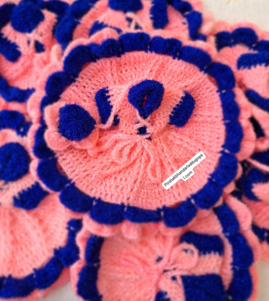 Woolen dress with cap