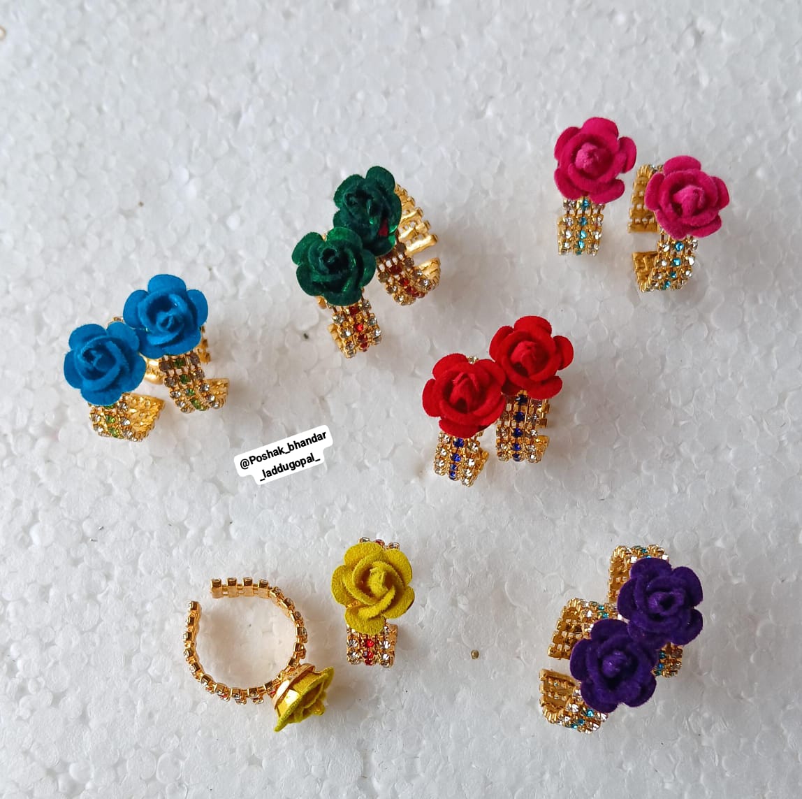 Heavy rose bangle