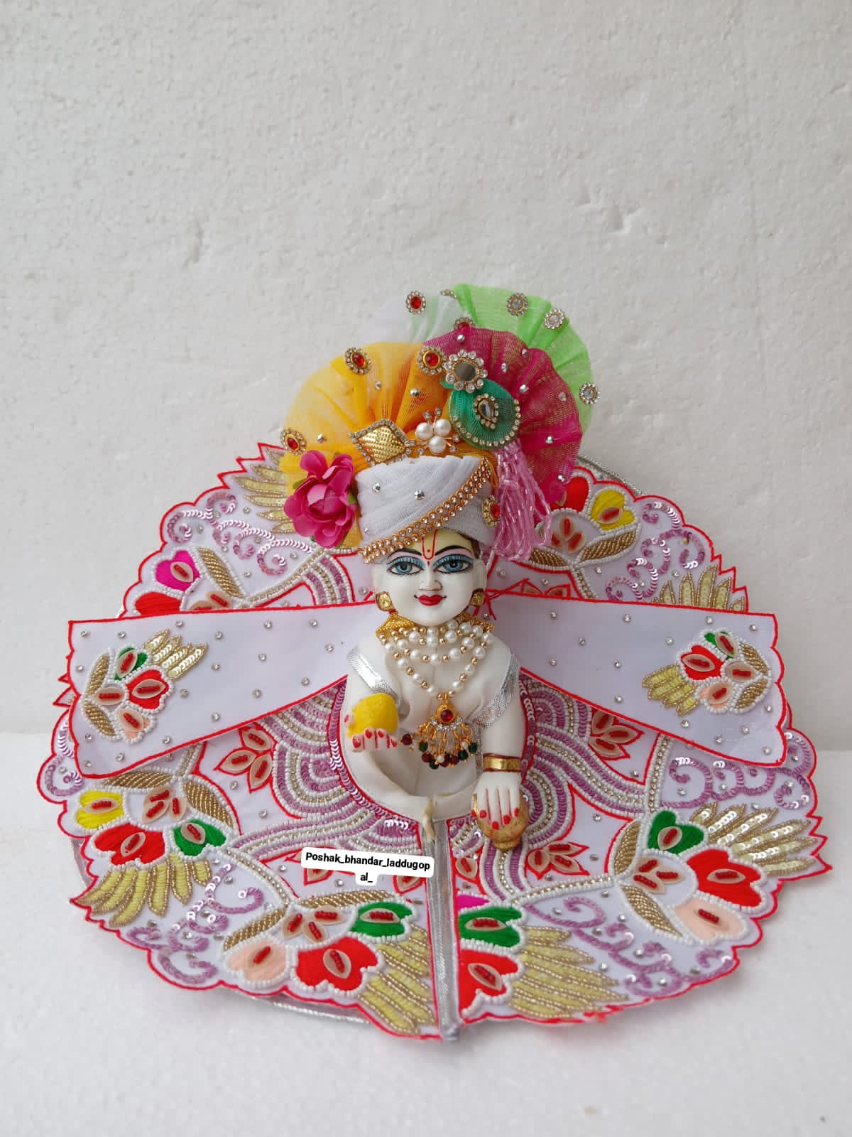 Handwork white heavy dress with heavy pagdi