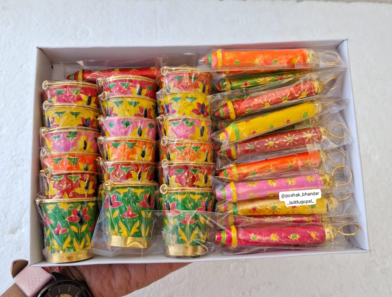 Meenakari metal balti pichkari