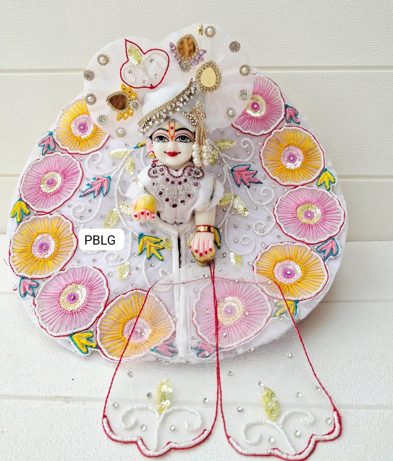White handwork dress with pagdi and patka