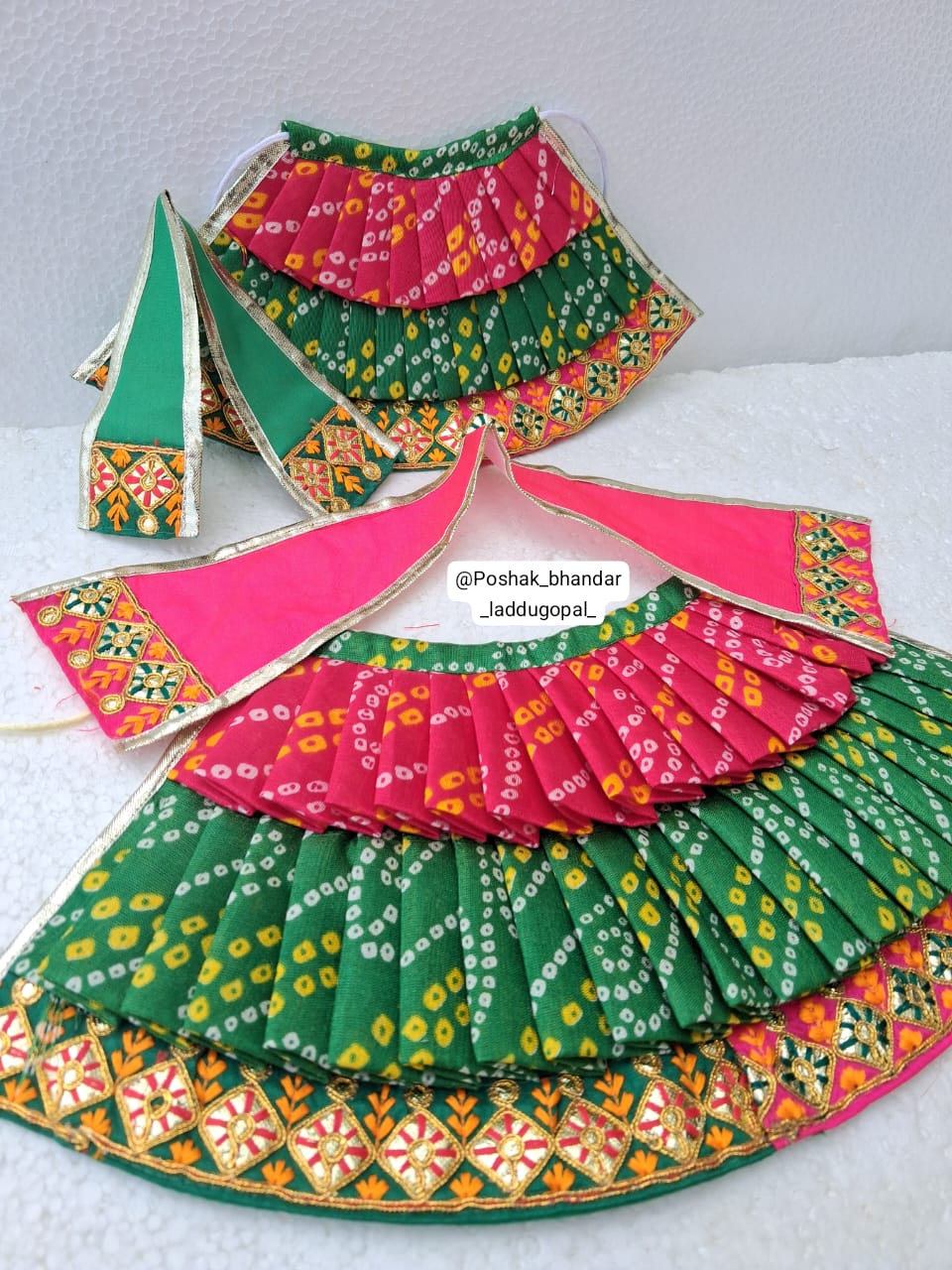 Bandhini lehnga patka