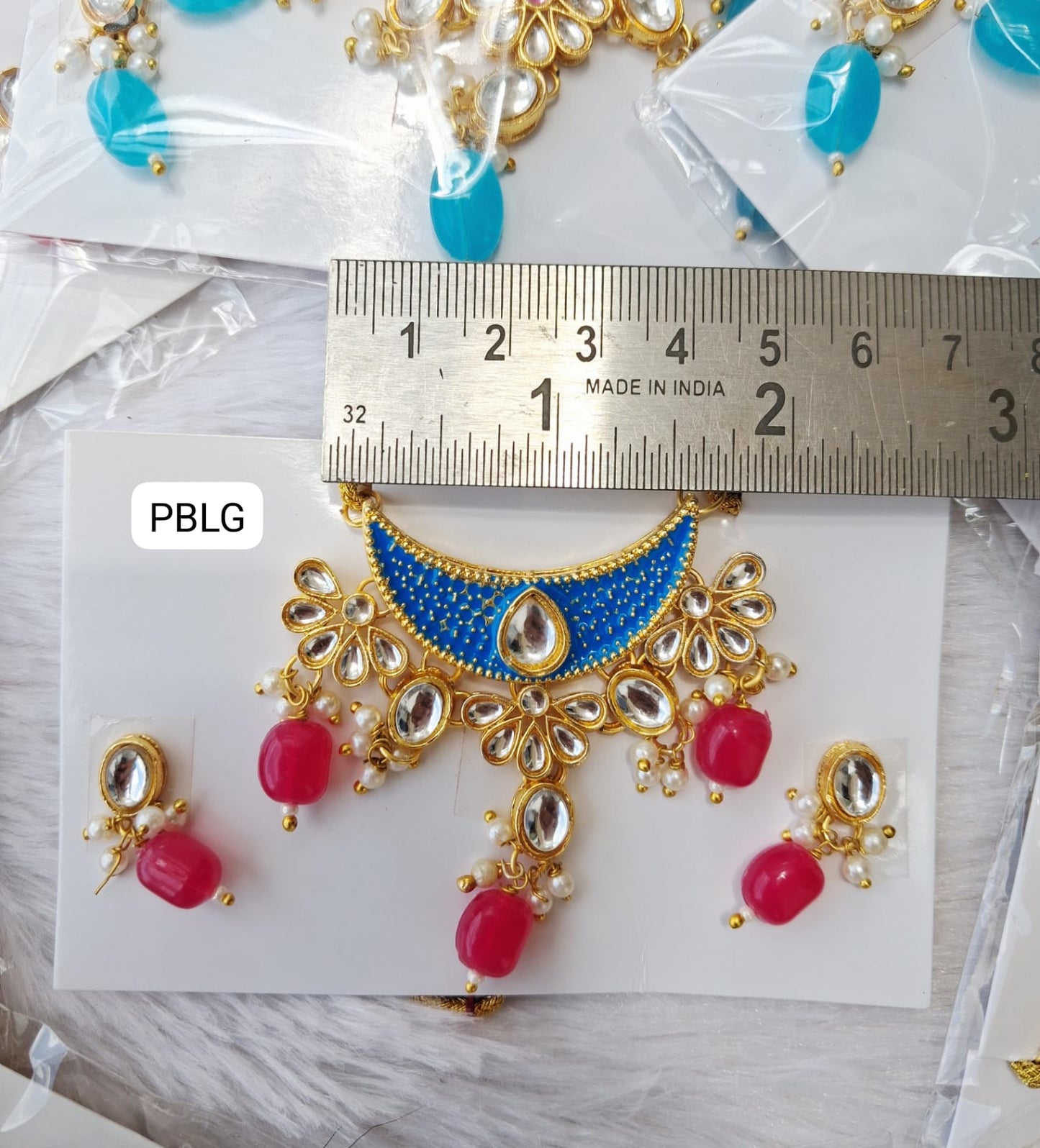 Heavy choker + earing set