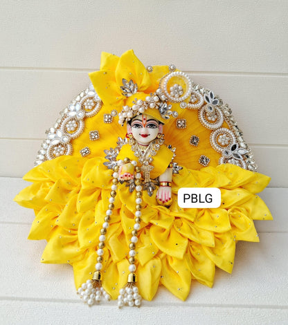 Heavy dress with pagdi