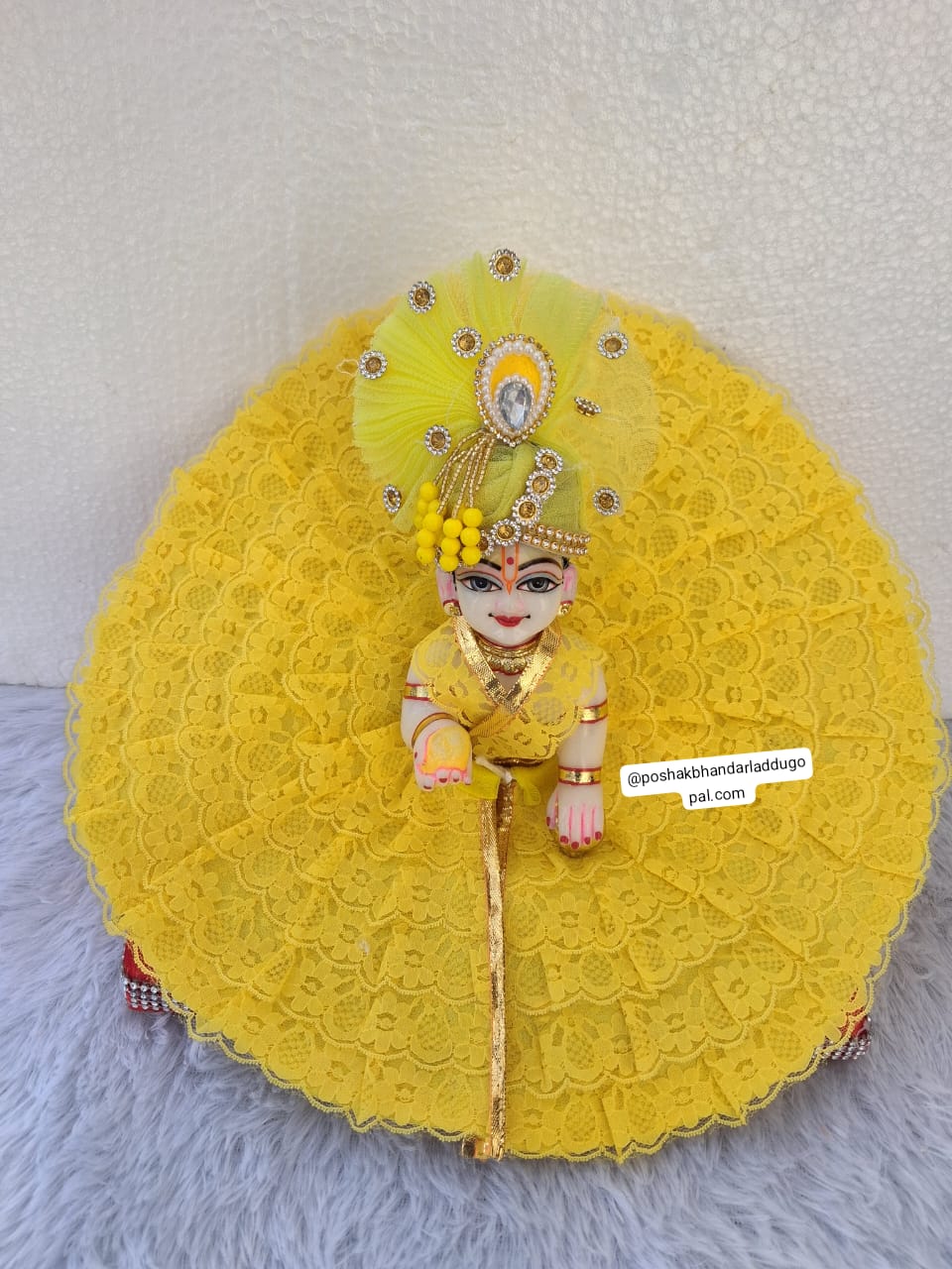 Yellow lace poshak ( 6 no.)