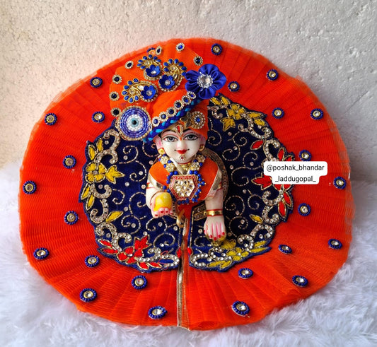 Heavy dress with heavy pagdi