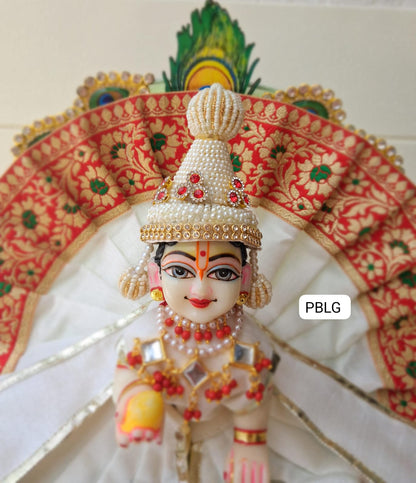 Special bengali dress + mukut