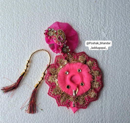 0 no. Dress with pagdi and patka