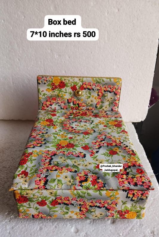 Box bed