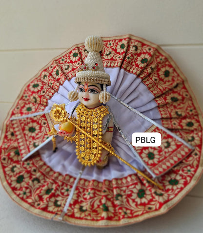 Bengali dress with mukut