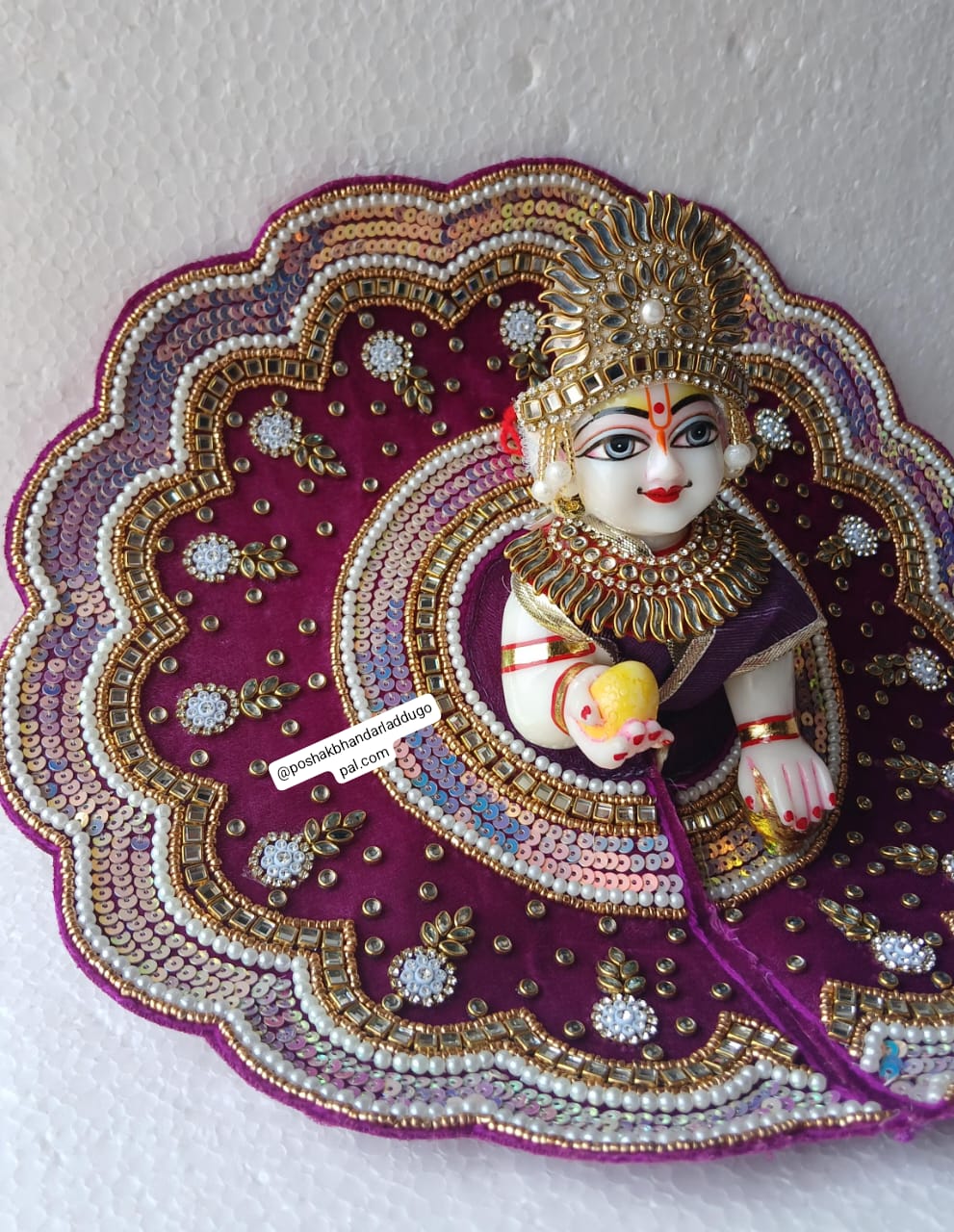 Royal kundan dress with kundan mukut