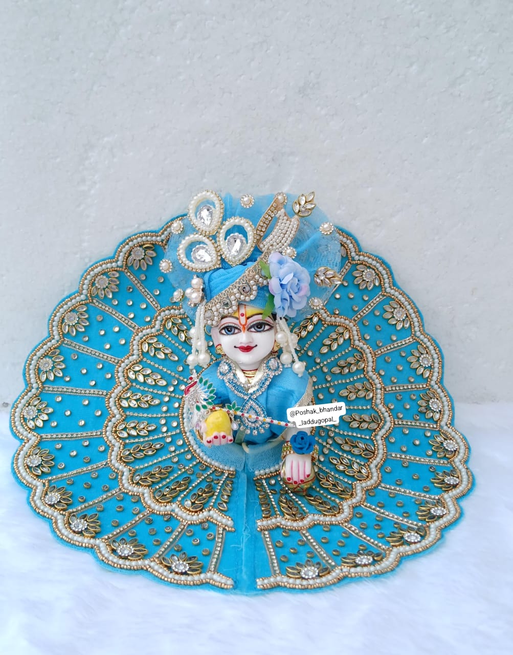 Kundan work heavy dress with pagdi