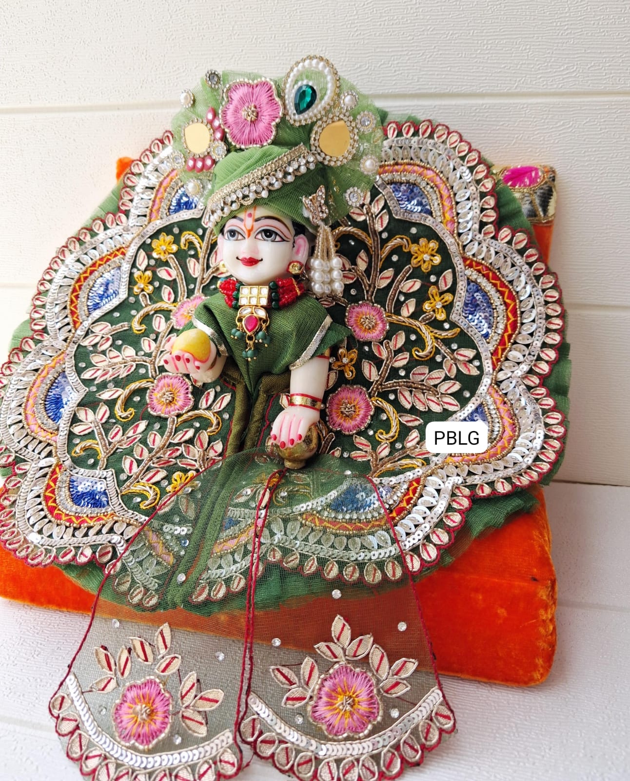 Heavy handwork poshak