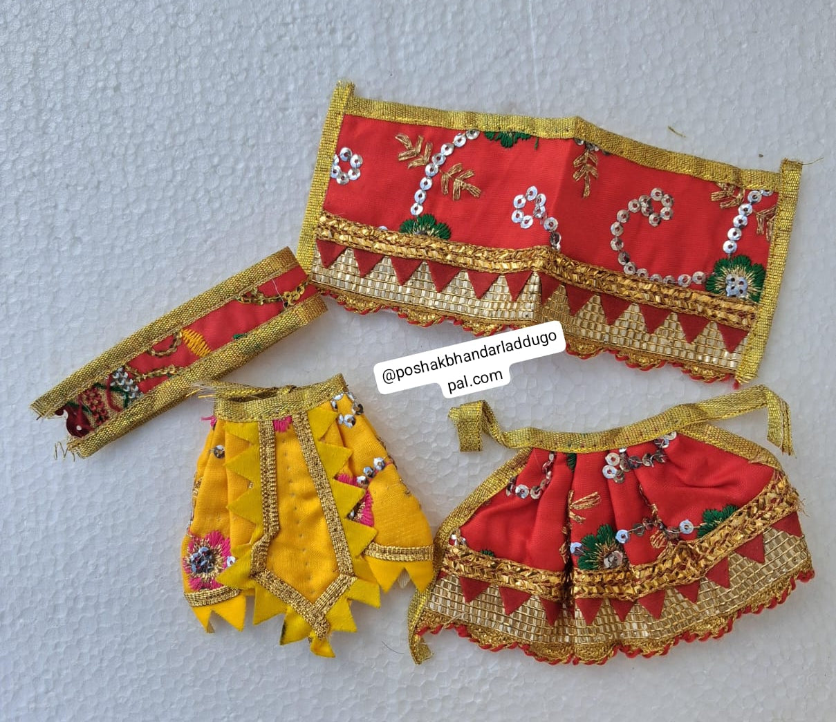 Laxmi ganesh hi dress