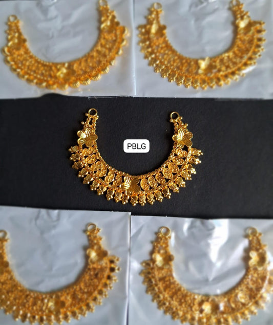 Golden choker