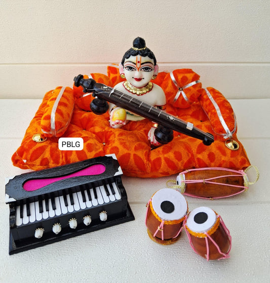 Wooden musical set