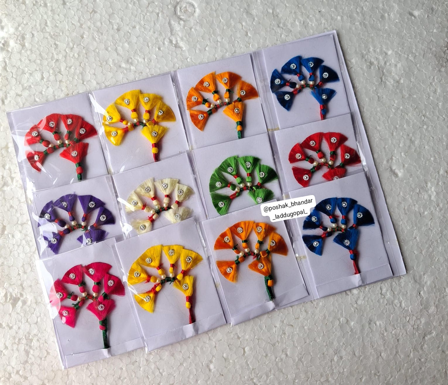 Kalangi ( head attachment )