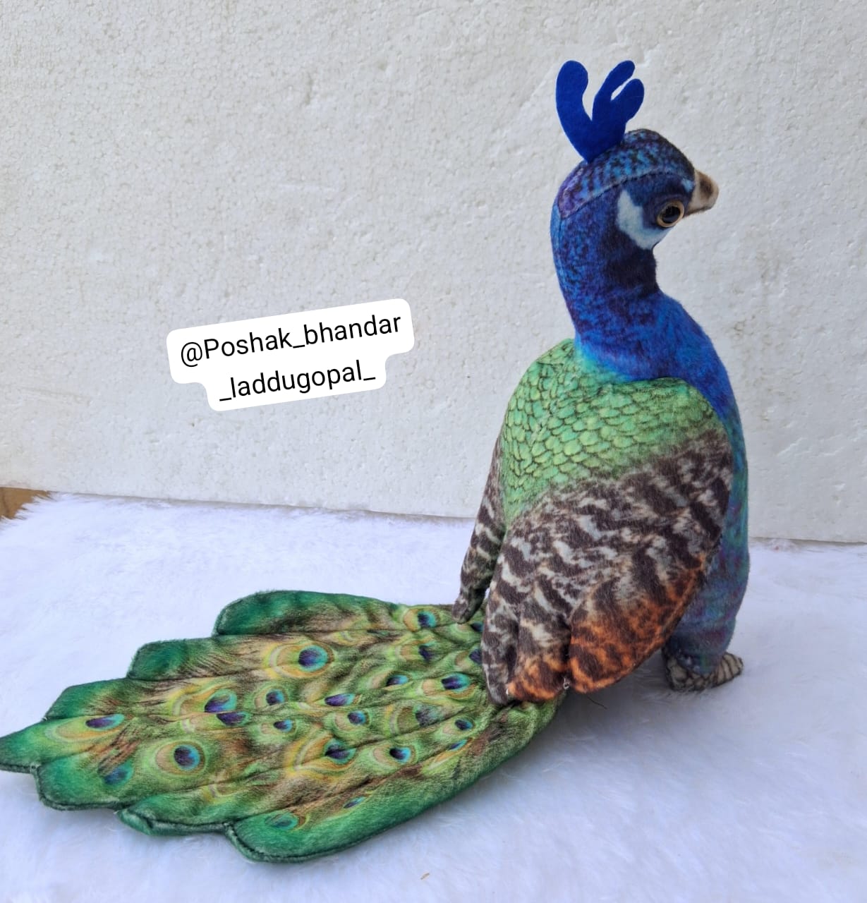 Peacock ( soft toy )