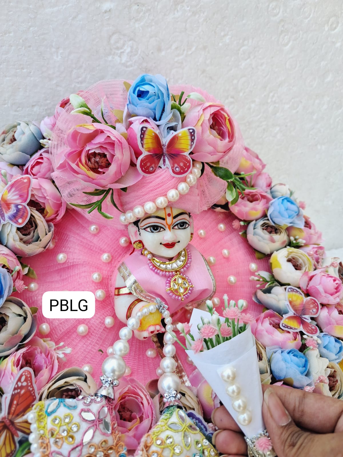 Pretty floral 🦋 poshak