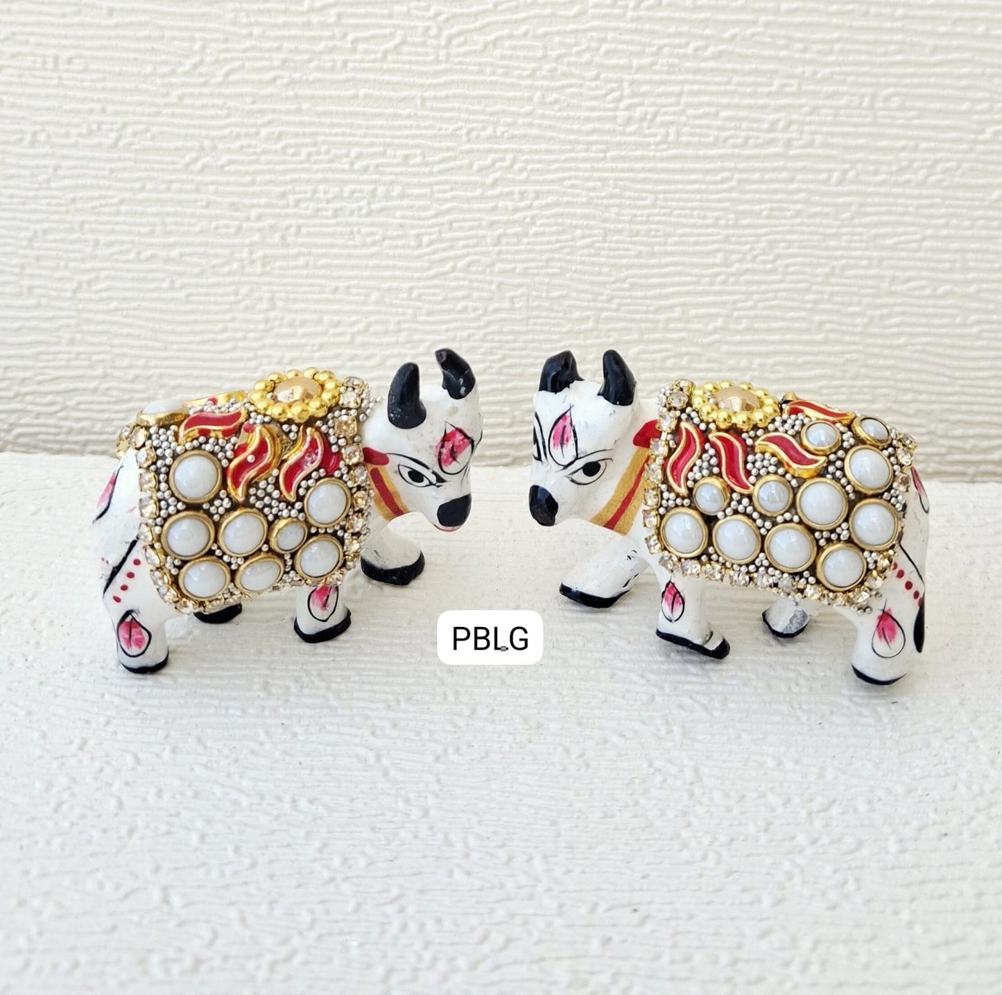 Meenakari metal cow