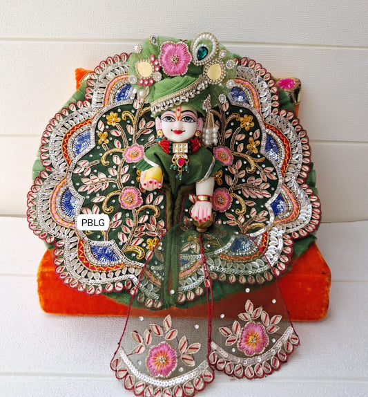 Heavy handwork poshak 6/7 no. Only