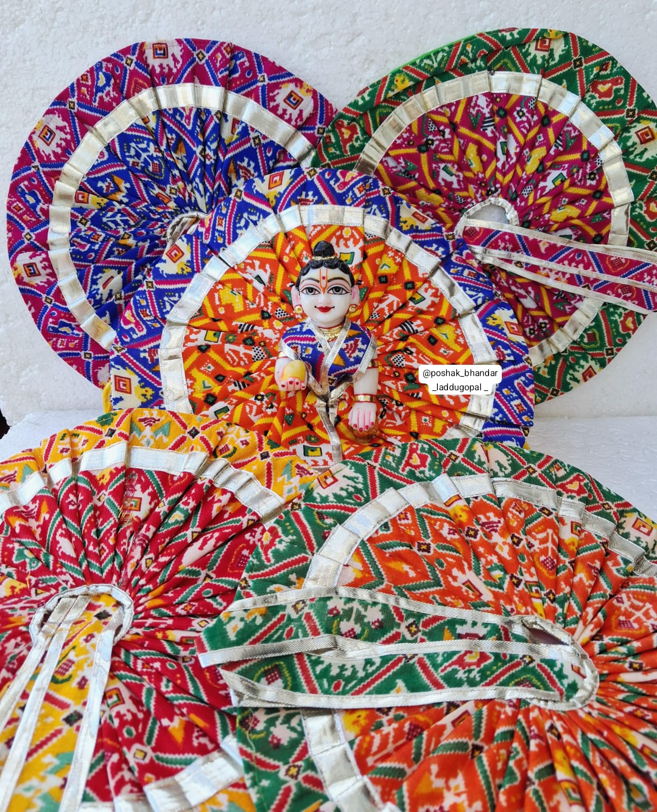 Summer poshak ( only 6/7 no. )