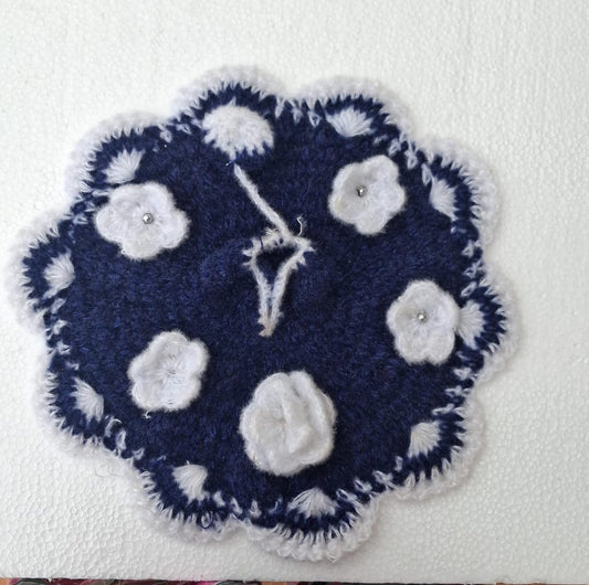 6 no. Woolen dress with cap