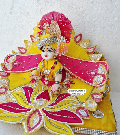 The lotus theme handwork dress with pagdi and patka