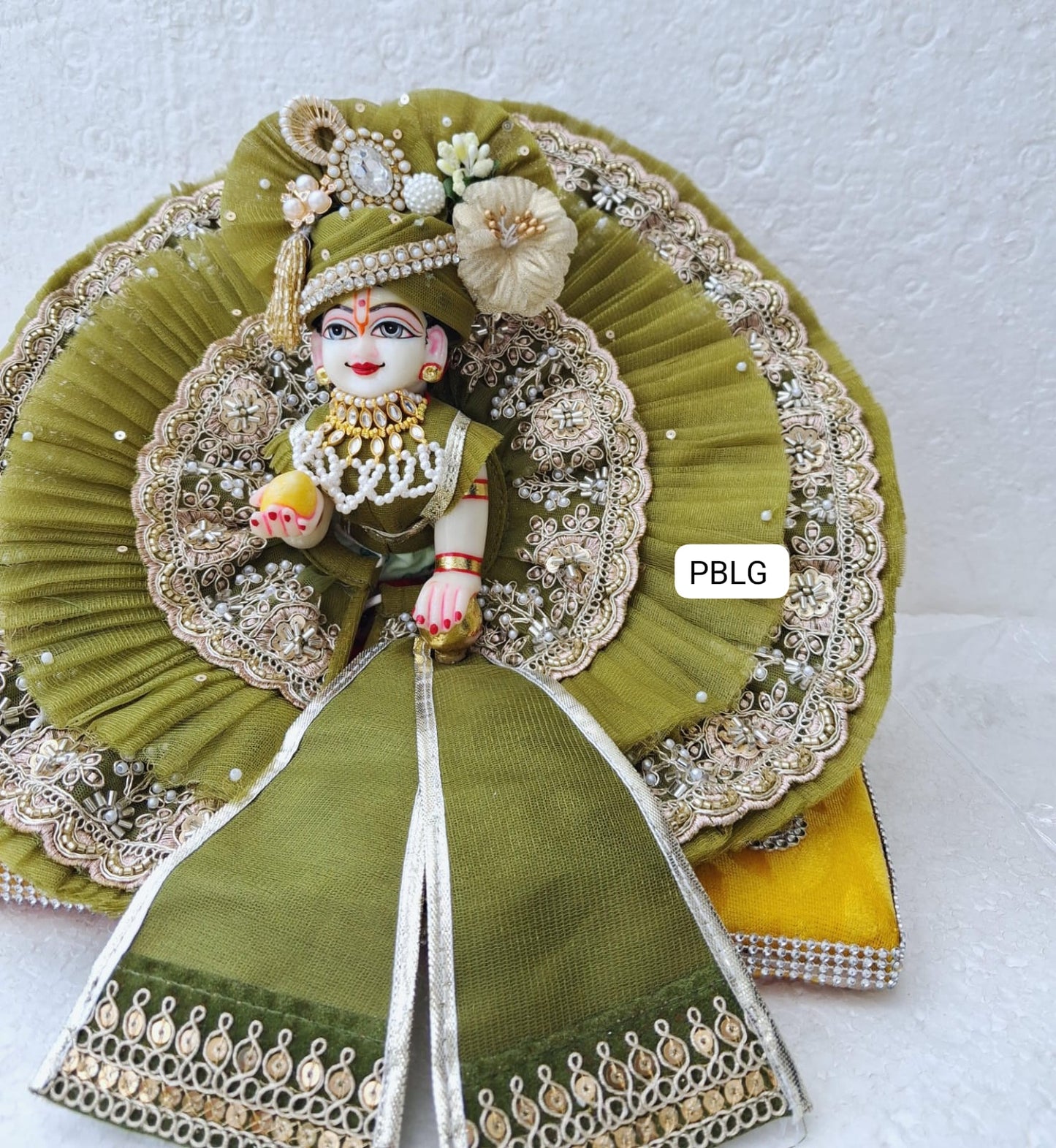 Mehndi heavy dress with pagdi