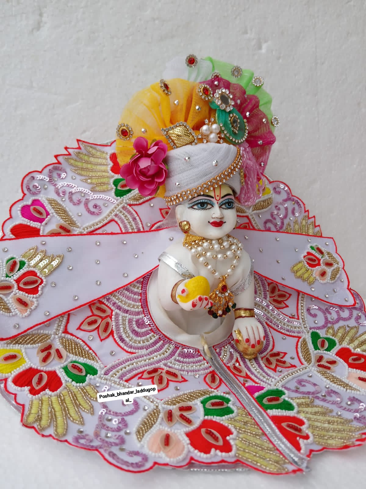 Handwork white heavy dress with heavy pagdi