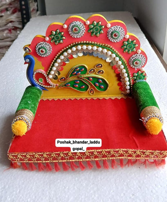 Wooden singhasan