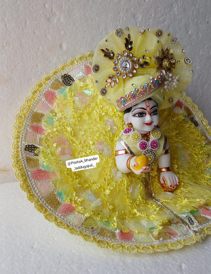 Dress + pagdi ( only 6/7 no. )