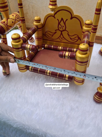 Wooden palna Hindola