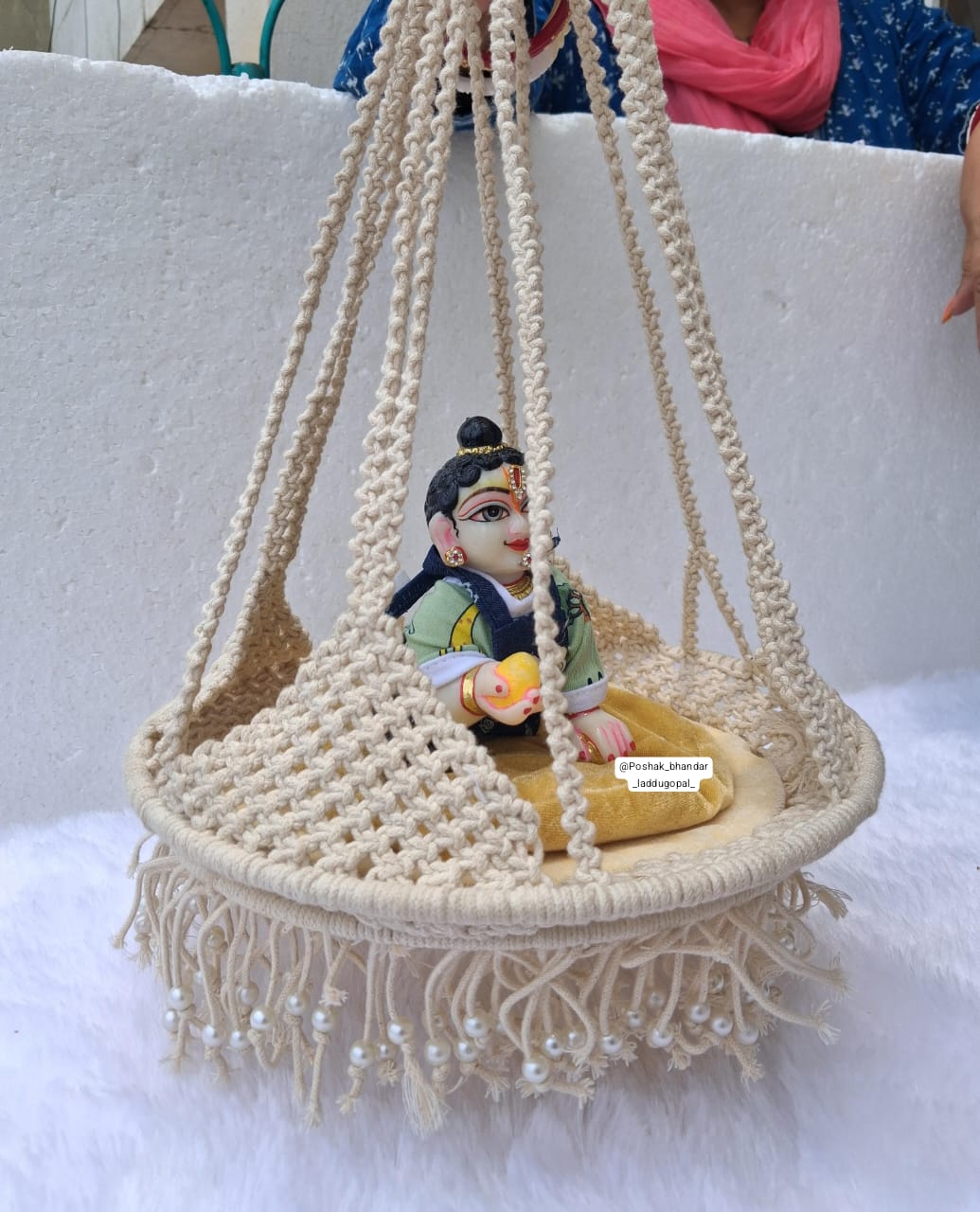 Macrame hanging jhula