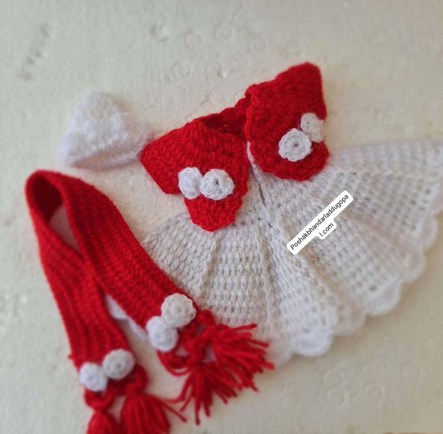White Red dress  jacket with muffler
