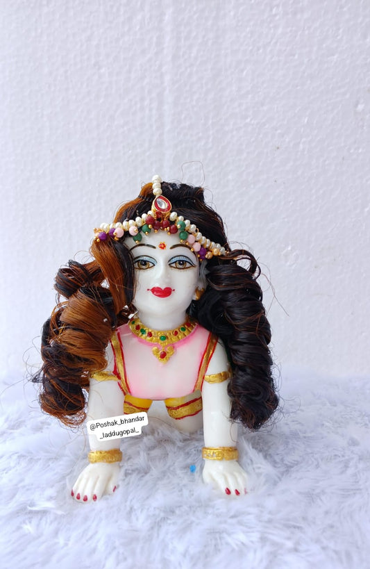 Maangtika multicoloured